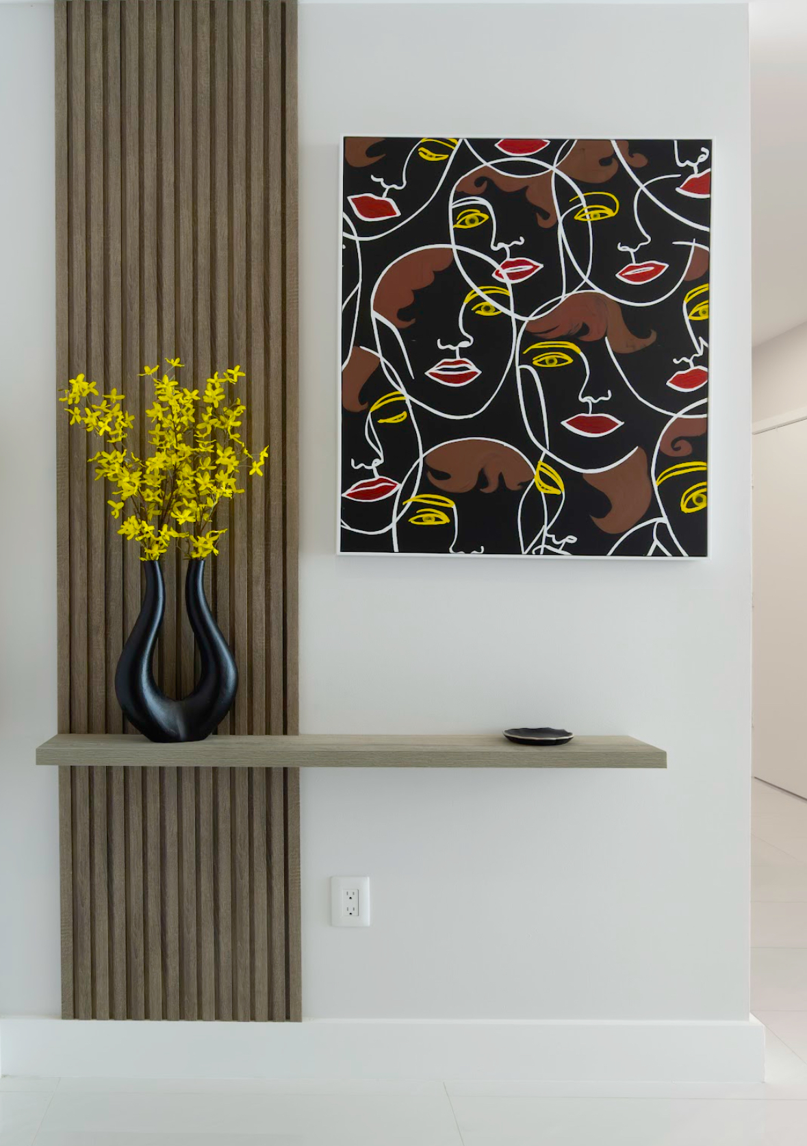 Entrance, Unit 4203