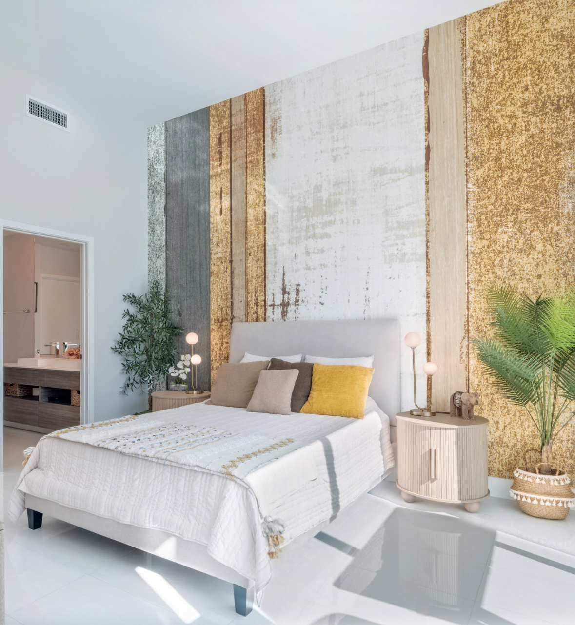 Refurnished bedroom, Unit 4203