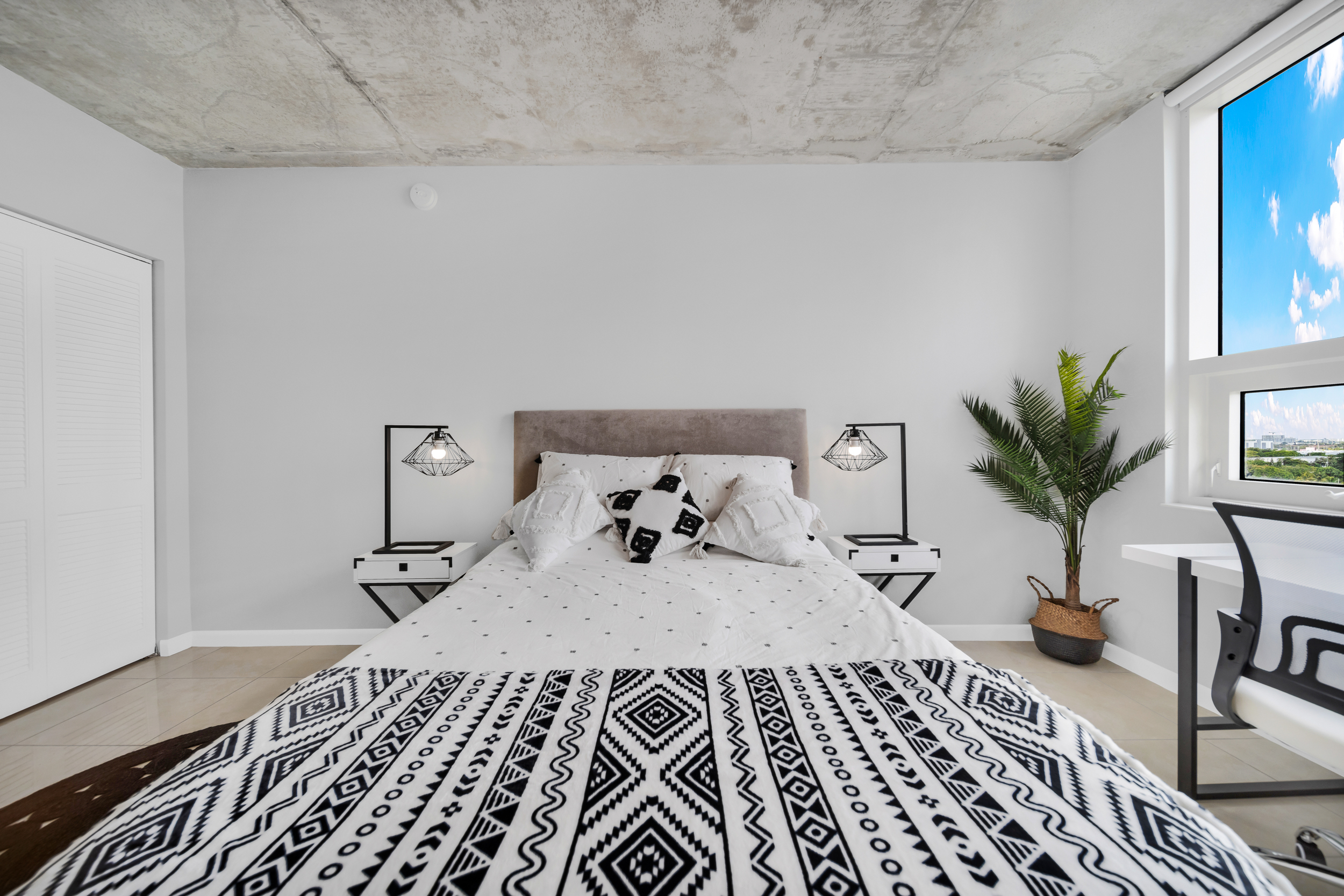 Styled Space, Unit 806